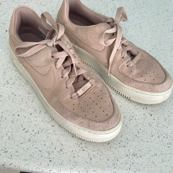 Air Force 1 - a lot of life left in them - Picture 1 of 3